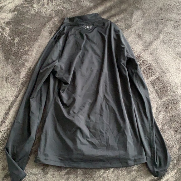 under armor black fleece undershirt - Picture 2 of 2